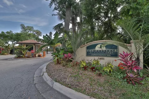 1401 S Palmetto Ave #402, Daytona Beach, FL 32114