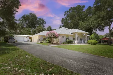 310 Kinsel Ct, De Leon Springs, FL 32130