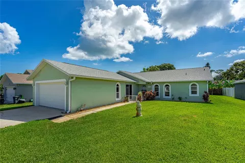 5432 Landis Ave, Port Orange, FL 32127