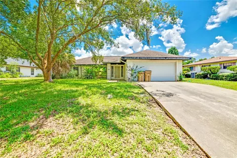 3430 Sail Fish Ave, Fruitland Park, FL 34731