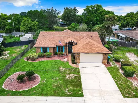 2084 W Barlington Dr, Deltona, FL 32725