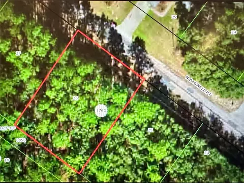5584 N Bagwell Pt, Citrus Springs, FL 34434