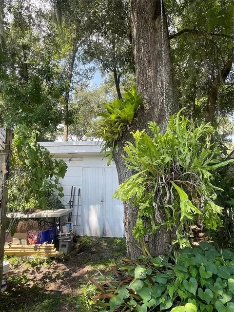 903 E Michigan Ave, Deland, FL 32724