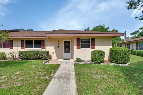 47 Villa Villar Ct #470, Deland, FL 32724