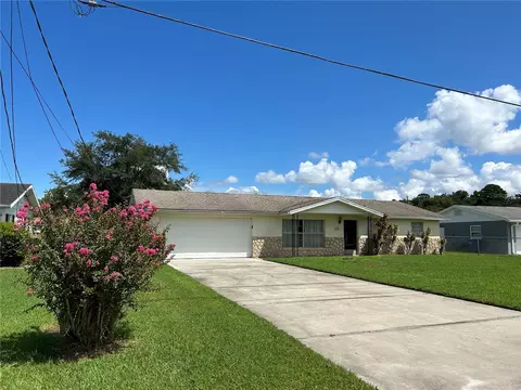 1612 Juno Trl, Astor, FL 32102