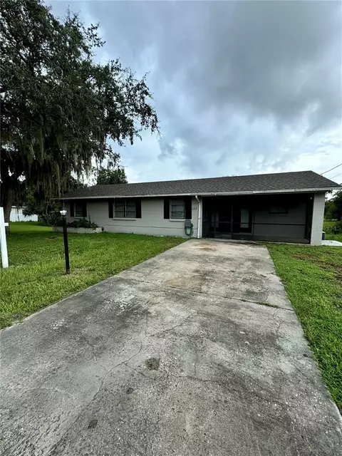 133 Debary Dr, Debary, FL 32713