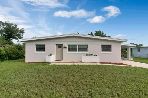 611 W Pennsylvania Ave, Deland, FL 32720