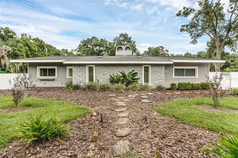 401 N Hill Ave, Deland, FL 32724