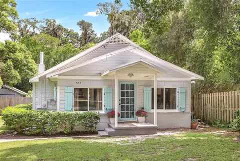 507 N High St, Deland, FL 32720