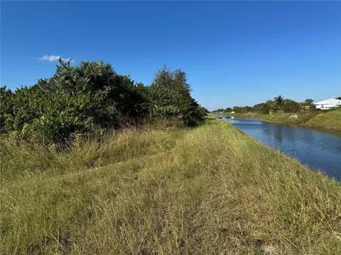 1504 Paula Ave S, Lehigh Acres, FL 33976