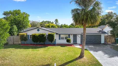 925 N Union Cir, Deltona, FL 32725