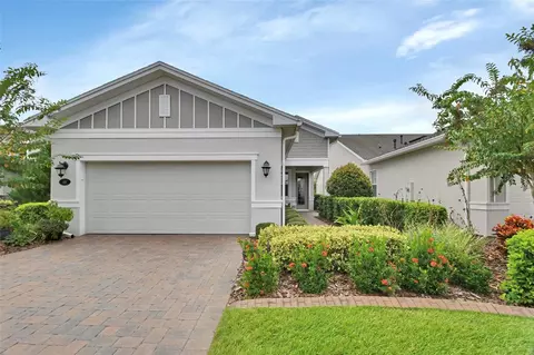 416 Tisbury Ct, Deland, FL 32724