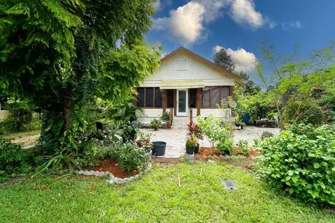 1006 Talton Ave, Deland, FL 32720