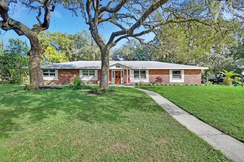 1240 Cardinal Ln, Deland, FL 32720