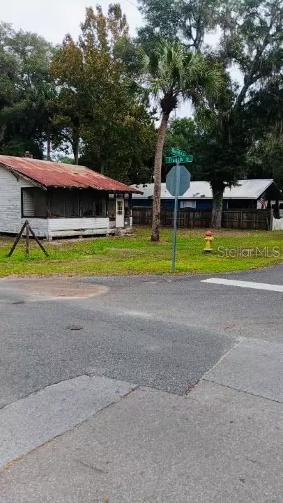 100 E Washington St, Interlachen, FL 32148