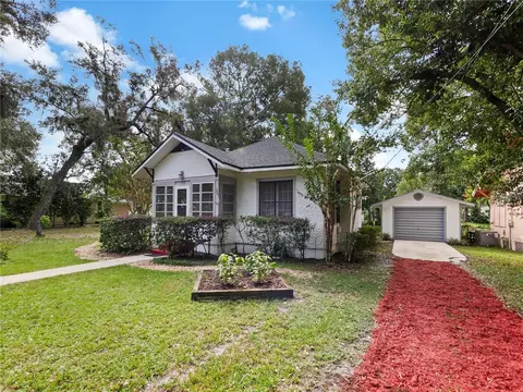 718 E Georgia Ave, Deland, FL 32724