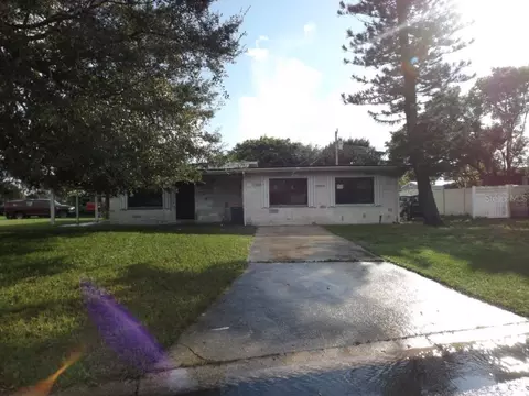 1265 Pinewood Dr, Melbourne, FL 32935
