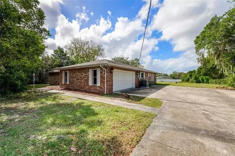 660 Saxon Blvd, Deltona, FL 32725