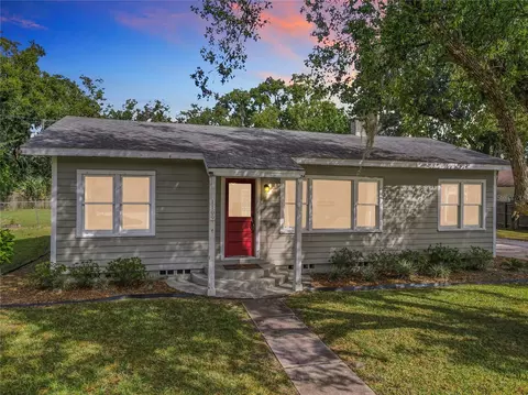 1109 E Arizona Ave, Deland, FL 32724