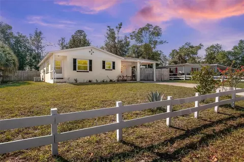 314 E Volusia Ave, Deland, FL 32724