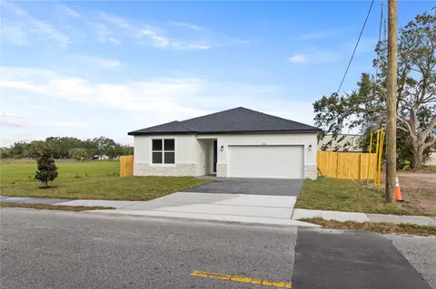 828 W 24th St, Sanford, FL 32771