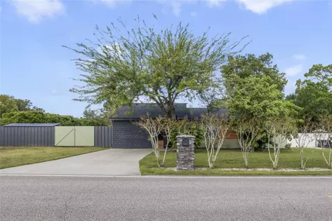 12 S Shell Rd, Debary, FL 32713