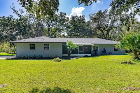 285 Cypress Ave, Oak Hill, FL 32759