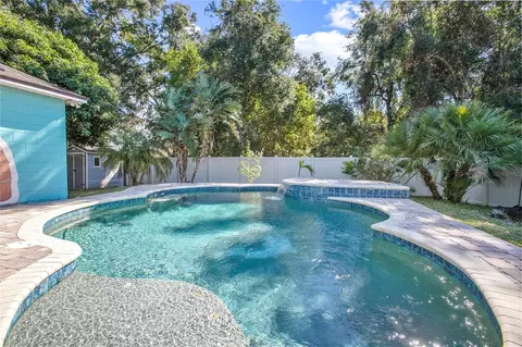 1077 Doyle Rd, Deltona, FL 32725
