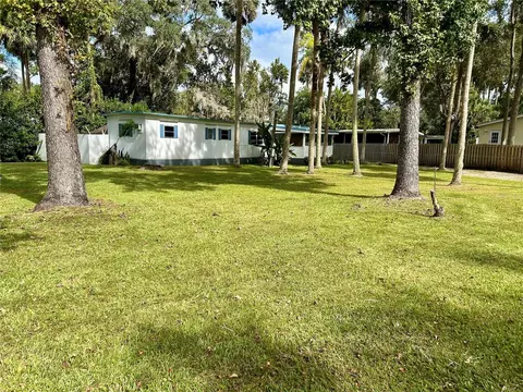 24519 Pearl St, Astor, FL 32102