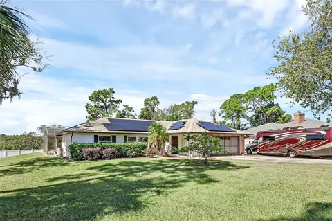 422 N Pine Meadow Dr, Debary, FL 32713
