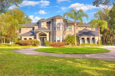 1973 Hillcrest Oak Dr, Deland, FL 32720