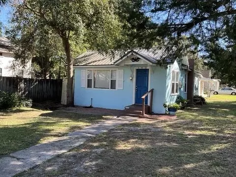 143 Kingston Ave, Daytona Beach, FL 32114