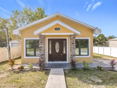 1604 Carmen Ave, Daytona Beach, FL 32117