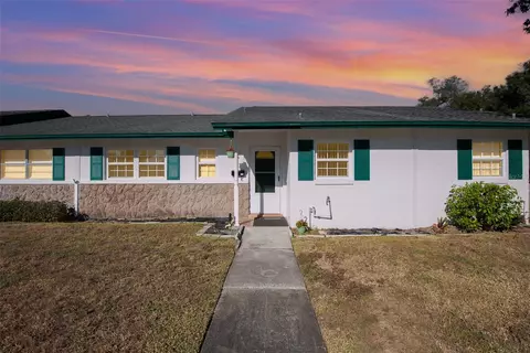 225 N Hill Ave #60, Deland, FL 32724