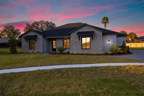 500 Whitecap Cove Ct, Debary, FL 32713