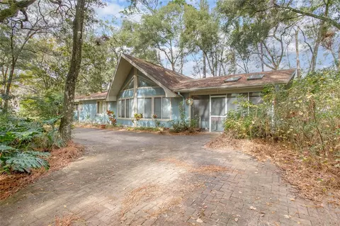 855 E Church St, Deland, FL 32724