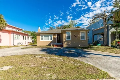 824 N Halifax Ave, Daytona Beach, FL 32118