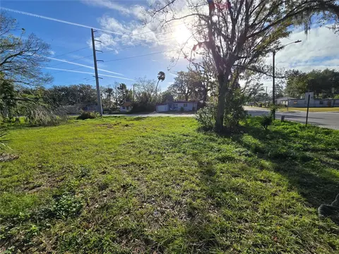 301 N Seneca St, Daytona Beach, FL 32114