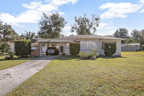 203 S Dexter Ave, Deland, FL 32720