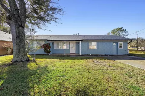 1911 S Palomar Dr, Deltona, FL 32738