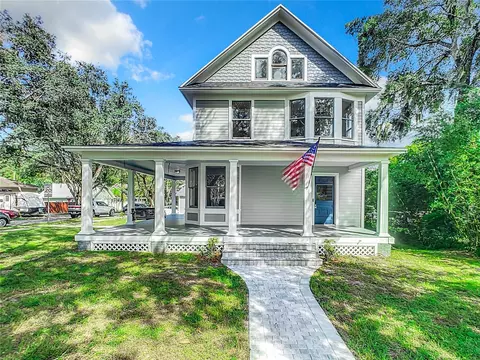 345 N Clara Ave, Deland, FL 32720