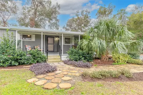1321 Spring Lake Rd, Fruitland Park, FL 34731