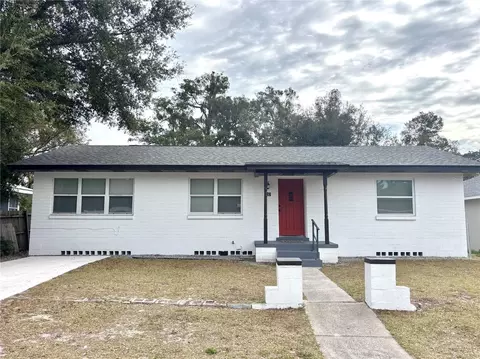 237 S Adelle Ave, Deland, FL 32720