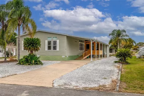 9 Florence Blvd, Debary, FL 32713