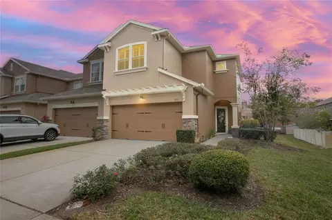 8511 Chamberlain Pl, Oviedo, FL 32765