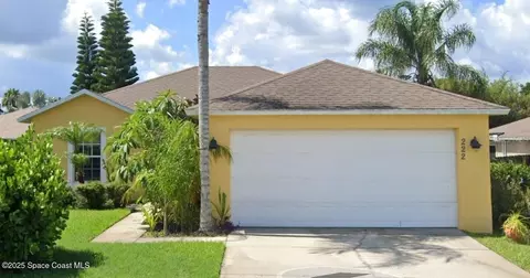 222 Oak Branch Dr, Edgewater, FL 32141