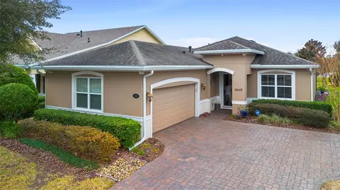1105 Gardenshire Ln, Deland, FL 32724