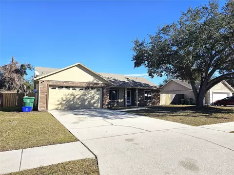 1387 Hensley Dr, Deland, FL 32724