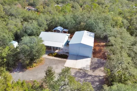 4525 Owls Nest Ct, De Leon Springs, FL 32130