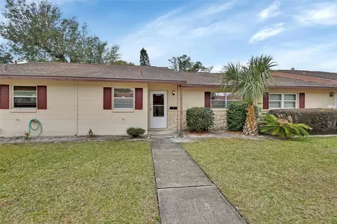2 Villa Villar Ct #02, Deland, FL 32724